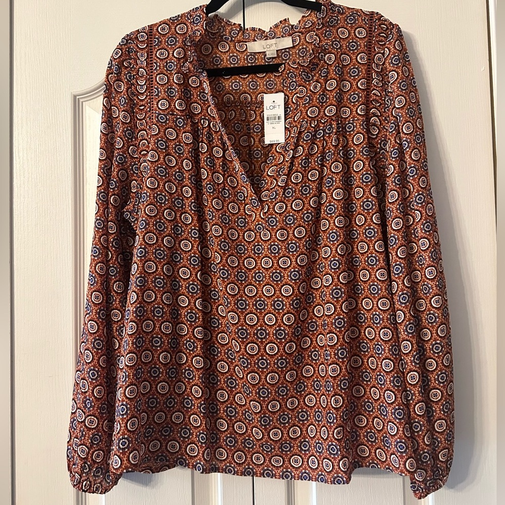 NWT Loft rust top XL